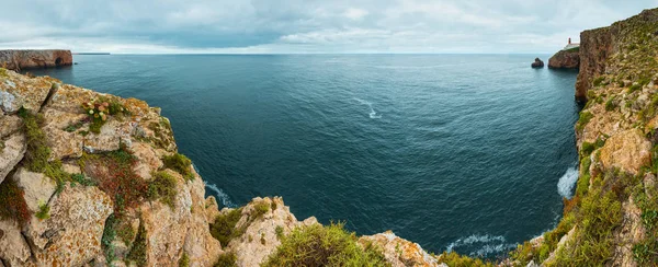 Lighthouse on Cape St. Vincent, Algarve, southern Portugal. — Stock Photo, Image