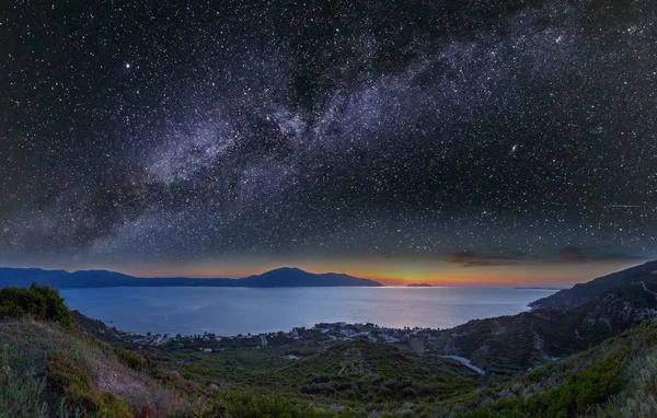 Adriatische Zee Night View, Orikum, Albanië — Stockfoto