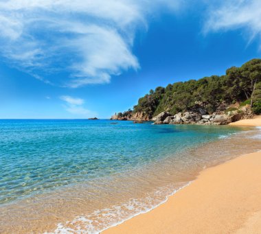 Akdeniz kayalık sahil, İspanya.