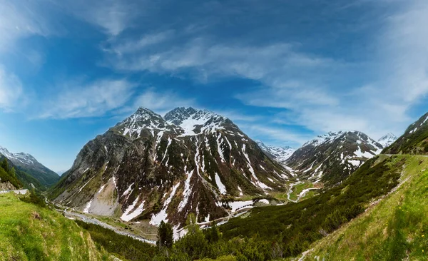 Sommar Alperna bergslandskap — Stockfoto