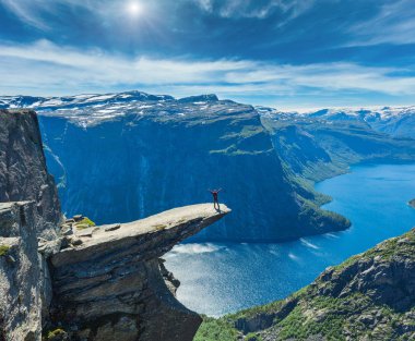 Trolltunga yaz manzarası, Norveç