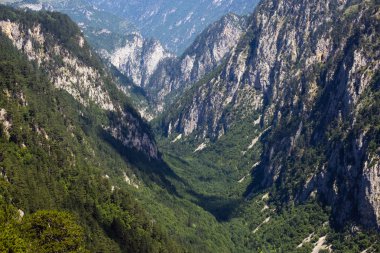 Durmitor Ulusal Parkı'ndaki Yaz Tara Kanyonu, Karadağ