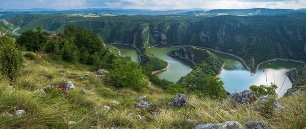 Vacker Sommar Ovanifrån Meandrar Floden Uvac Serbien — Stockfoto