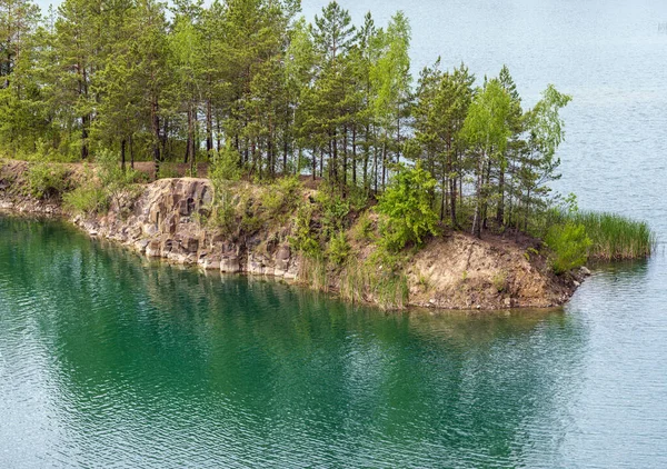 Sommar Basalt Pelare Geologiska Reservatet Och Basaltove Sjön Kostopil Distriktet — Stockfoto