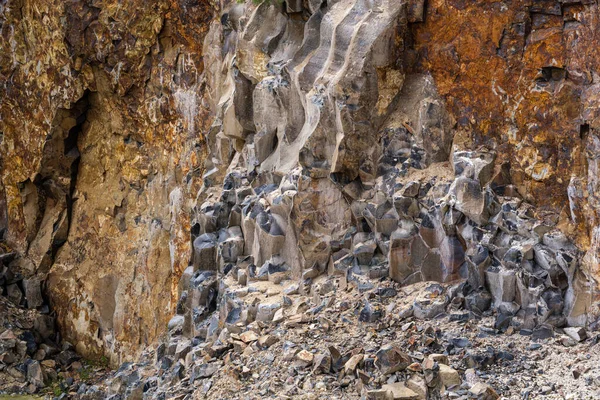 Sommer Basaltsäulen Geologisches Reservat Und Basaltschutz Der Nähe Des Basaltsees — Stockfoto