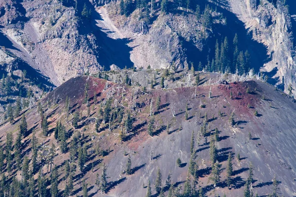 Detail Der Spitze Der Zauberinsel Kratersee Nationalpark Mit Ein Paar — Stockfoto