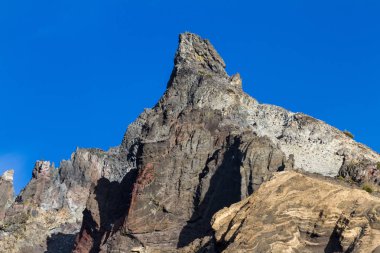 Kaya ayrıntı ve mount Thielsen Oregon formu katmanları kapatın