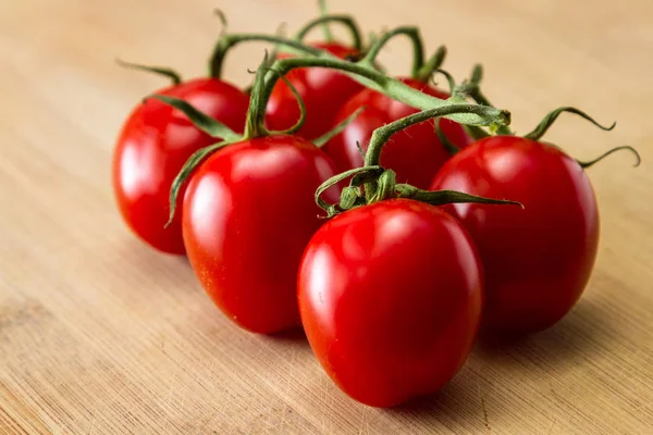 Läckra jordgubb tomater — Stockfoto