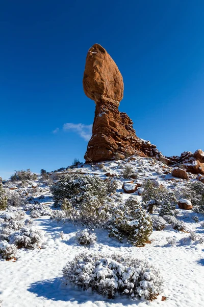 Balanced Rock in Arches National Park — Stock Photo, Image