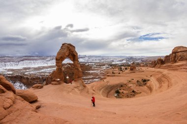 narin arch, arches national park 