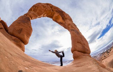 narin arch, arches national park 