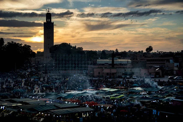 Zobrazit Přes Náměstí Jemaa Fnaa Při Západu Slunce Marrákeš — Stock fotografie