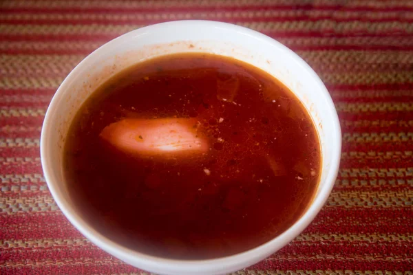 Borsch dengan krim asam  . — Stok Foto