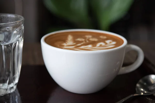 White Coffee Cup Wooden Table Cafe Latte Art Coffee Cup — Stock Photo, Image