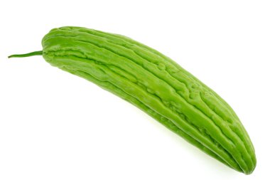 Acı kavun, beyaz arka plan üzerinde Bitter kabak. 