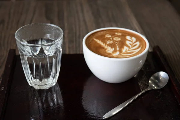 White Coffee Cup Wooden Table Cafe Latte Art Coffee Cup — Stock Photo, Image