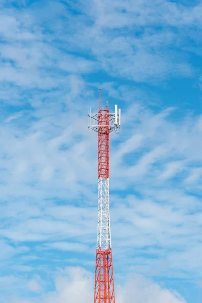 Antennsignal stolpe — Stockfoto