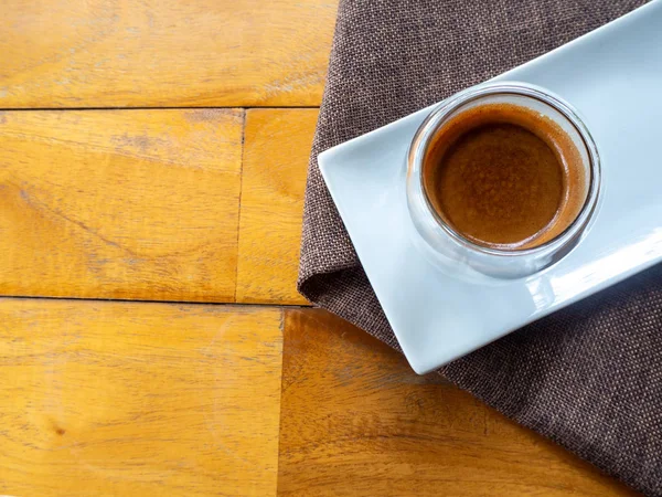 Tazza di espresso sul tavolo — Foto Stock