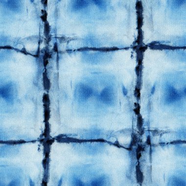 Beyaz ipeğin üzerindeki çivit rengi kusursuz kravat boyası deseni. El boyası kumaşlar - nodüler batik. Shibori boyaması.. 