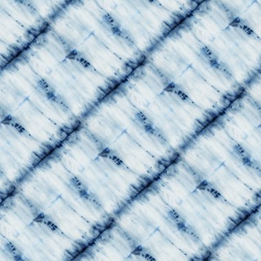 Beyaz ipeğin üzerindeki çivit rengi kusursuz kravat boyası deseni. El boyası kumaşlar - nodüler batik. Shibori boyaması.. 