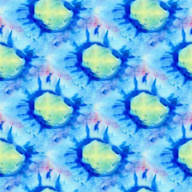 Beyaz ipek üzerinde, kusursuz mavi renkli kravat deseni. El boyası kumaşlar - nodüler batik. Shibori boyaması.. 