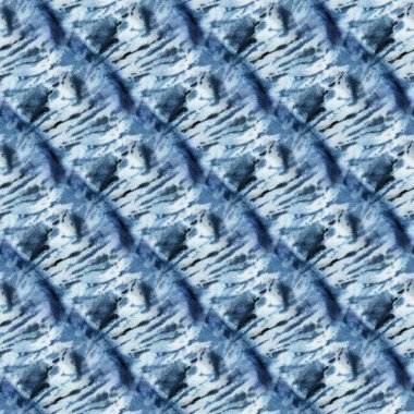Beyaz ipeğin üzerindeki çivit rengi kusursuz kravat boyası deseni. El boyası kumaşlar - nodüler batik. Shibori boyaması.. 