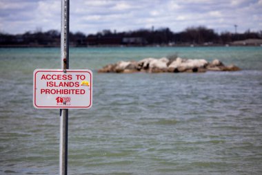 Recreation Boat Launch Warning Island Access Prohibited