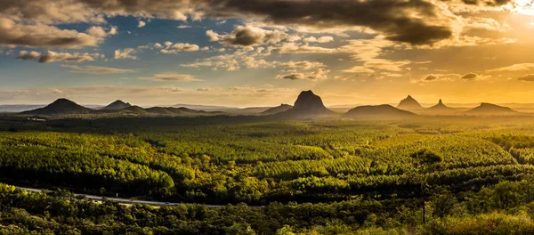 Panoramic View Glass House Mountains Sunset Visible Wild Horse Mountain — Stock Photo, Image
