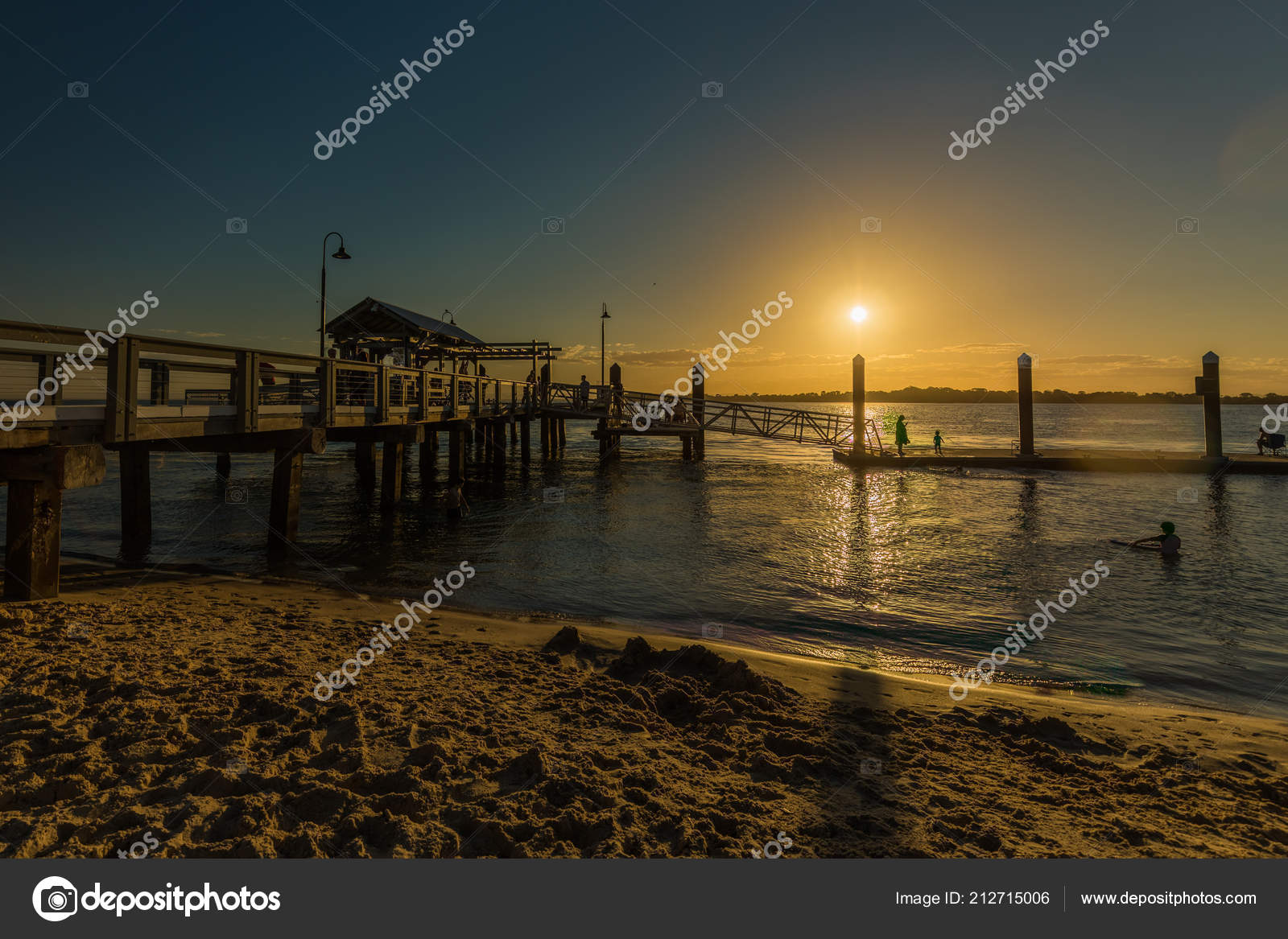 Bribie Island Aus Sept 2018 Beach Bongaree Jetty West Side Stock Photo C Mvaligursky 212715006