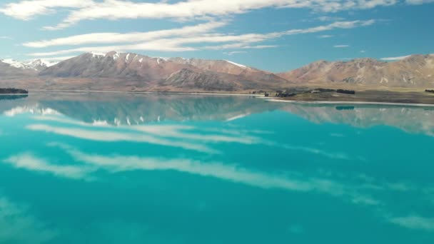 Luftaufnahme Des Tekapo Sees Und Blauen Himmels Südinsel Neuseeland — Stockvideo