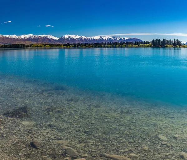 Sjön Ruataniwha Nya Zeeland Sydön Träd Och Berg Vatten Reflektioner — Stockfoto