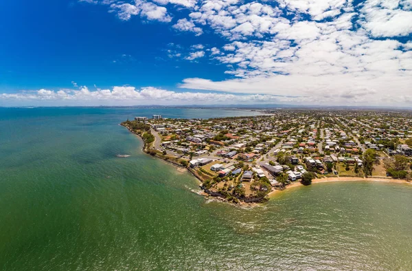 澳大利亚昆士兰州雷德克里夫苏东海滩空中无人机视图 — 图库照片