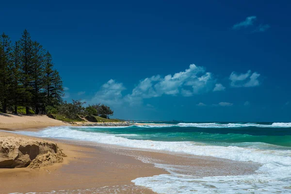 Forró Napsütéses Napon Moffat Beach Calundra Queensland Ausztrália 2018 — Stock Fotó