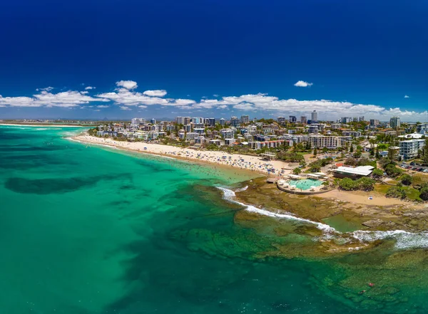 Imagen Panorámica Aérea Las Olas Oceánicas Una Concurrida Playa Kings —  Fotos de Stock