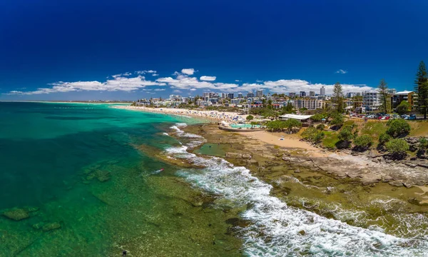 Aerial Drone Panoramic Image Ocean Waves Busy Kings Beach Caloundra — Stock Photo, Image