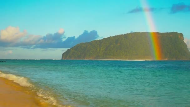 Praia Natural Tropical Vibrante Ilha Samoa Com Palmeiras — Vídeo de Stock