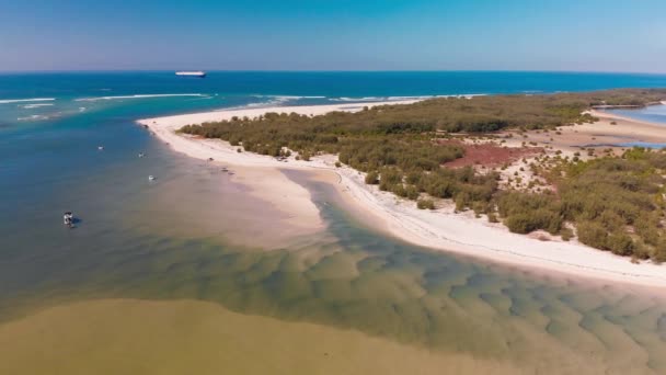 Вид Воздушного Беспилотника Pumicestone Passage Остров Бриби Caloundra Sunshine Coast — стоковое видео