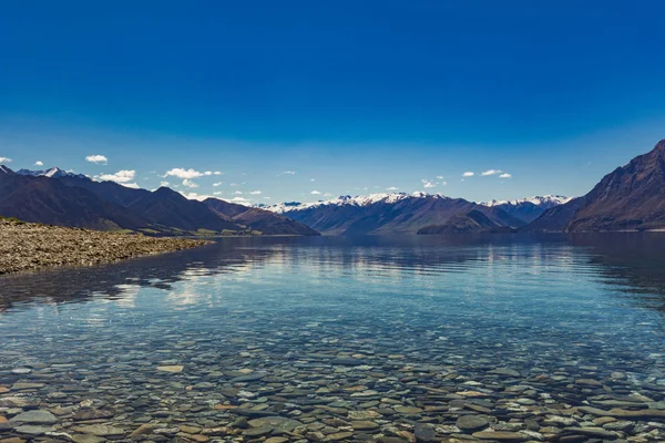 Panoramafotos des Hawea-Sees und der Berge, Südinsel, neue — Stockfoto