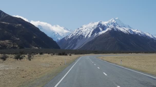 青い湖とタスマン渓谷ウォークとタスマン氷河ビュー ニュージーランドの山 — ストック動画