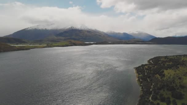 Yeni Zelanda Peyzaj Lake Wanaka Glendhu Bay Drone Hava Çekimleri — Stok video