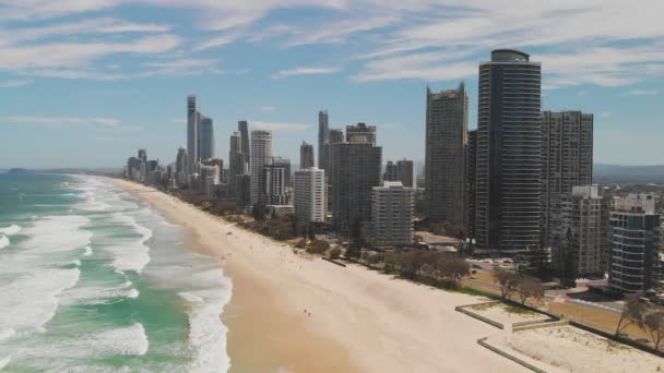 Surfers Paradise Beach Vanuit Een Luchtfoto Drone Perspectief Gold Coast — Stockvideo