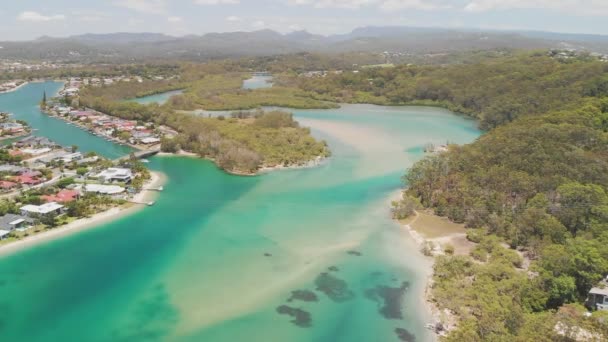 Vista Aérea Del Arroyo Tallebudgera Creek Con Famosa Playa Costa — Vídeo de stock