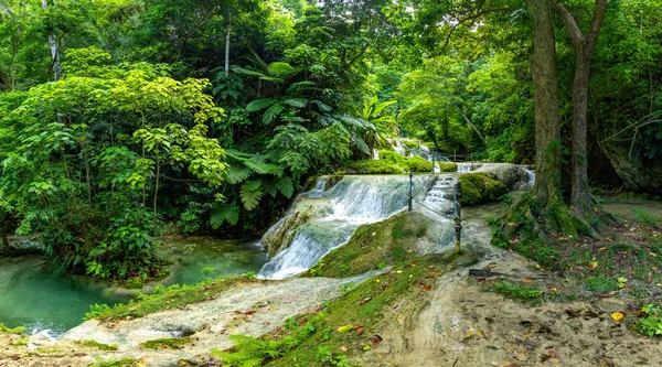 Mele Maat Cascades Port Vila, Efate sziget, Vanuatu, Dél-PA — Stock Fotó