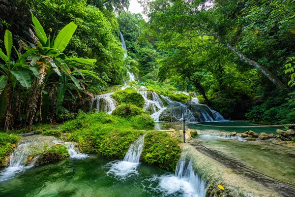 Mele Maat Cascades a Port Vila, Efate Island, Vanuatu, South Pa — Foto Stock