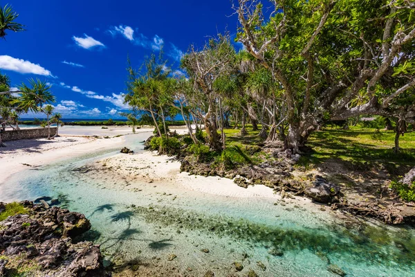 Eton Beach, Efate Island, Vanuatu, near Port Vila - famous beach — Stock Photo, Image