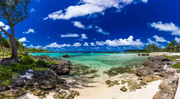 Eton Beach, Efate Island, Vanuatu, cerca de Port Vila - famosa playa —  Fotos de Stock