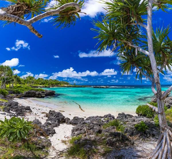 Eton Beach, Efate Island, Vanuatu, perto de Port Vila - famosa praia — Fotografia de Stock