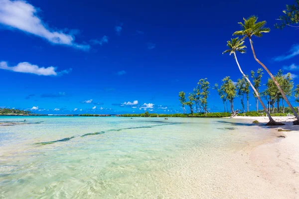伊顿海滩, 埃法特岛, 瓦努阿图, 维拉港附近 - 著名的海滩 — 图库照片