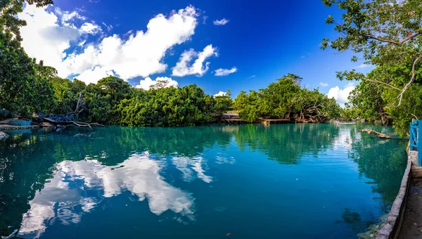 Laguna Azul, Port Vila, Efate, Vanuatu —  Fotos de Stock