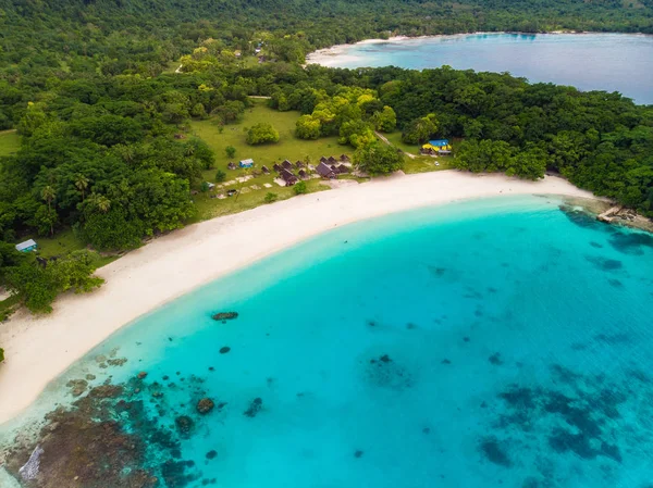 Champagne Beach, Vanuatu, isola di Espiritu Santo, vicino Luganville — Foto Stock